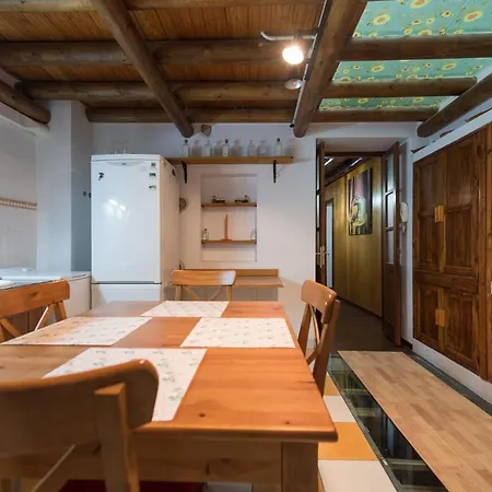 Historical House. Amazing Views Διαμέρισμα